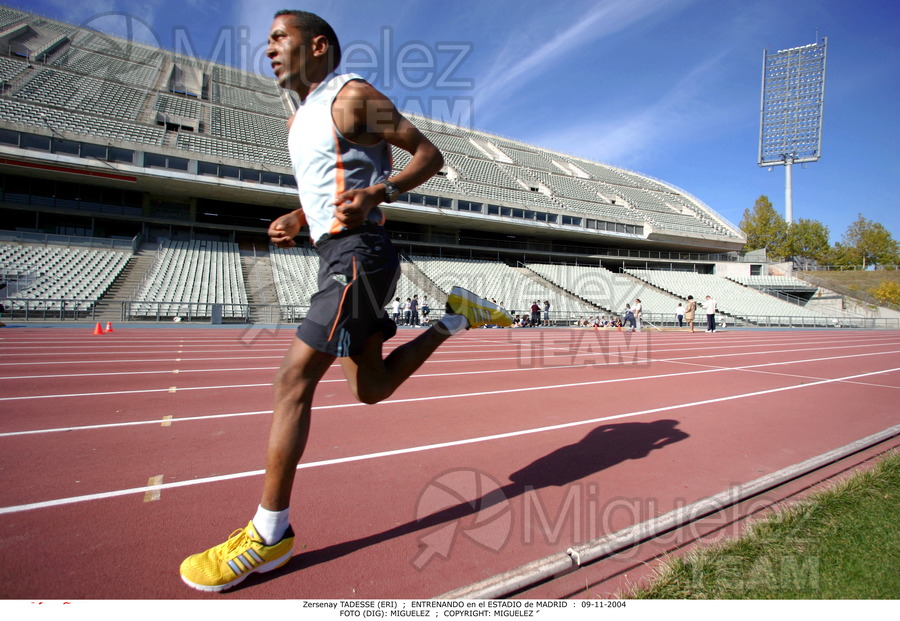 ATLETISMO: Zersenay TADESE (ERI), entrenando en La Peineta (Madrid) 2004.