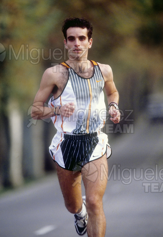 Fotos al atleta Fabian RONCERO (Madrid) 1997.