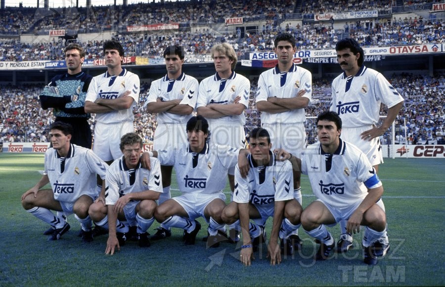 Encuentro de Liga 1ª División entre El REAL MADRID-BURGOS en el Estadio Santiago Bernabéu (Madrid) 1992