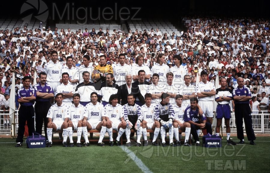 Presentación del REAL MADRID en el estadio Santiago Bernabéu de la temporada 95-96.