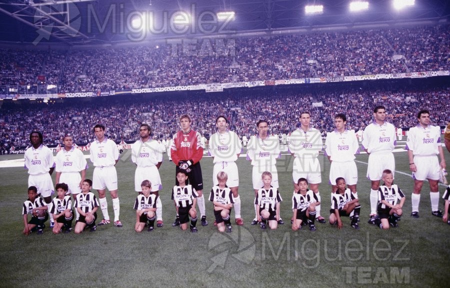 FINAL CHAMPIONS LEAGE (Liga de Campeones) en Amsterdam (Holanda) entre el REAL MADRID-JUVENTUS. 1998