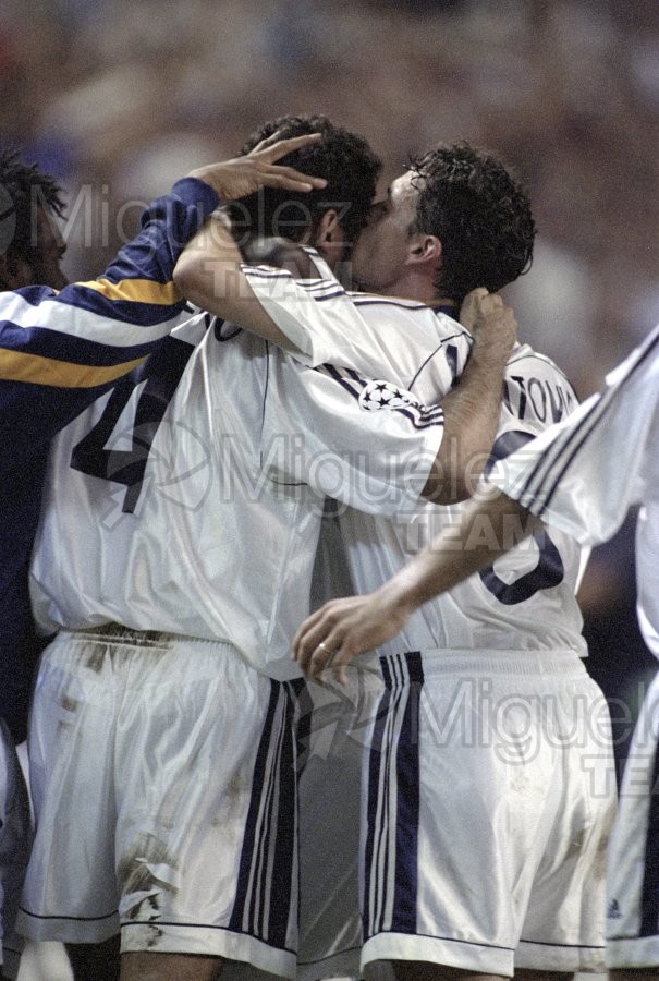 Partido Internacional de liga de Campeones REAL MADRID-INTER DE MILAN (ITALIA) (Sevilla) 1998.