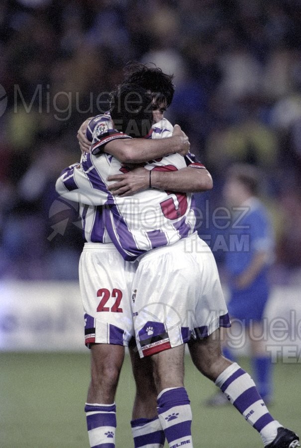 Partido de Liga 1ª División entre REAL VALLADOLID-OVIEDO en el estadio Nuevo Zorrilla (Valladolid). 1998