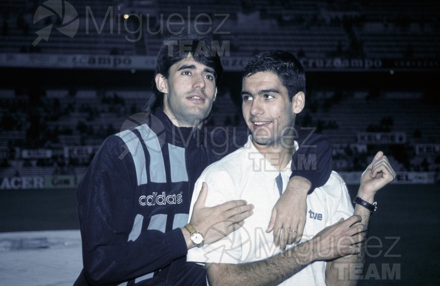 Partido Internacional de Clasificación para el Mundíal de USA-94 entre ESPAÑA-DINAMARCA (Sevilla) 1993