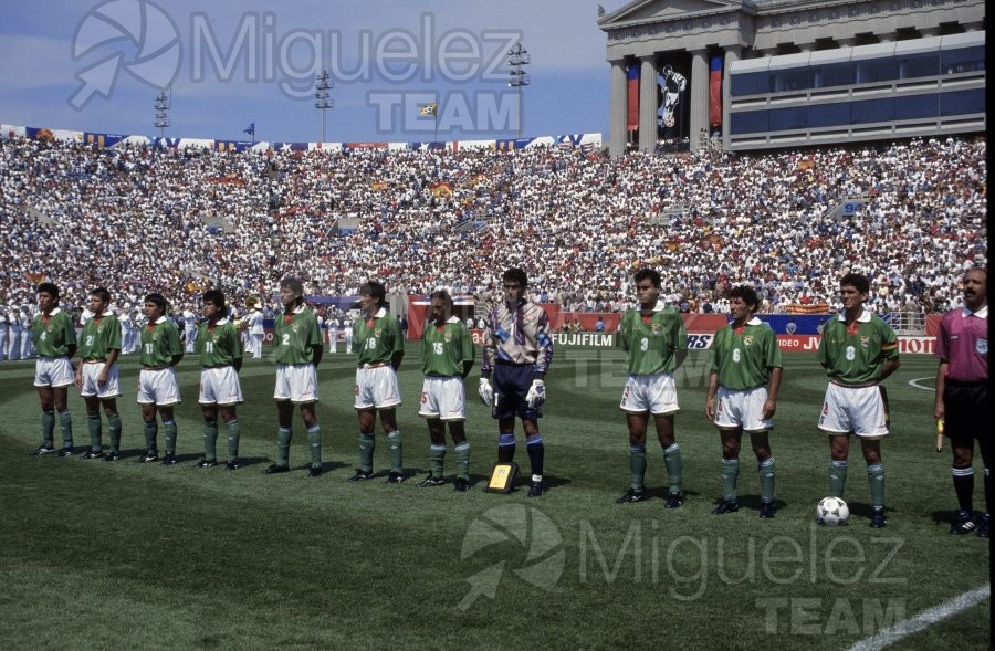 MUNDIAL COPA DEL MUNDO USA 1994;Partido 1ª Fase entre ESPAÑA-BOLIVIA en el estadio SOLDIER FIELD de CHICAGO. Fotos del Principe FELIPE de España en la Casa de España y fotos recital Placido Domingo. 1994.