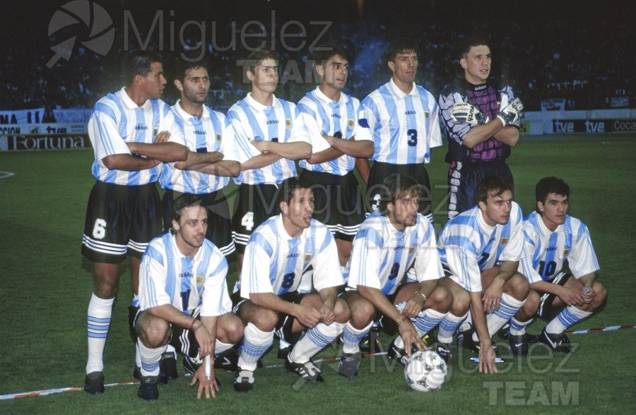 Encuentro Internacional amistoso entre ESPAÑA-ARGENTINA en el estadio Vicente Calderón de Madrid. 1995