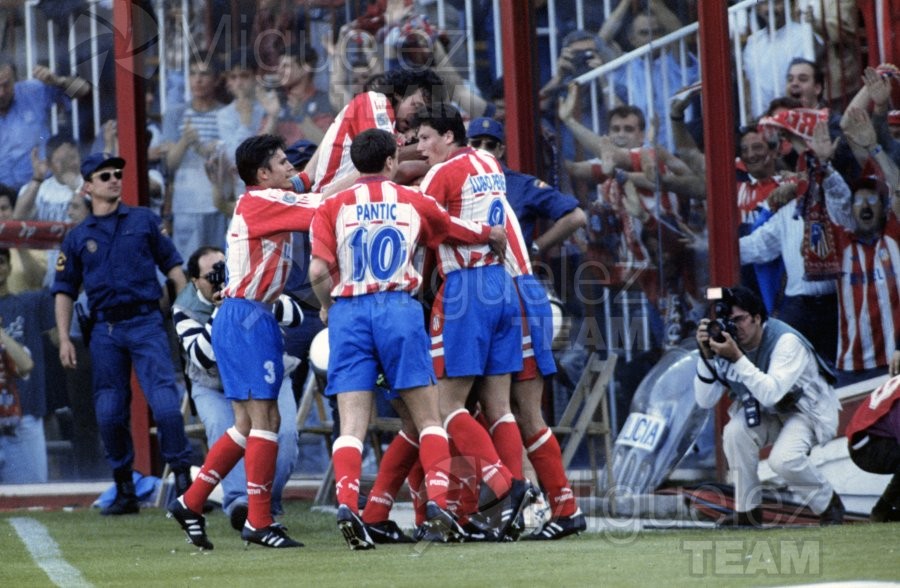 Final COPA DEL REY entre BARCELONA-ATLÉTICO DE MADRID en La Romareda (Zaragoza). 1996
