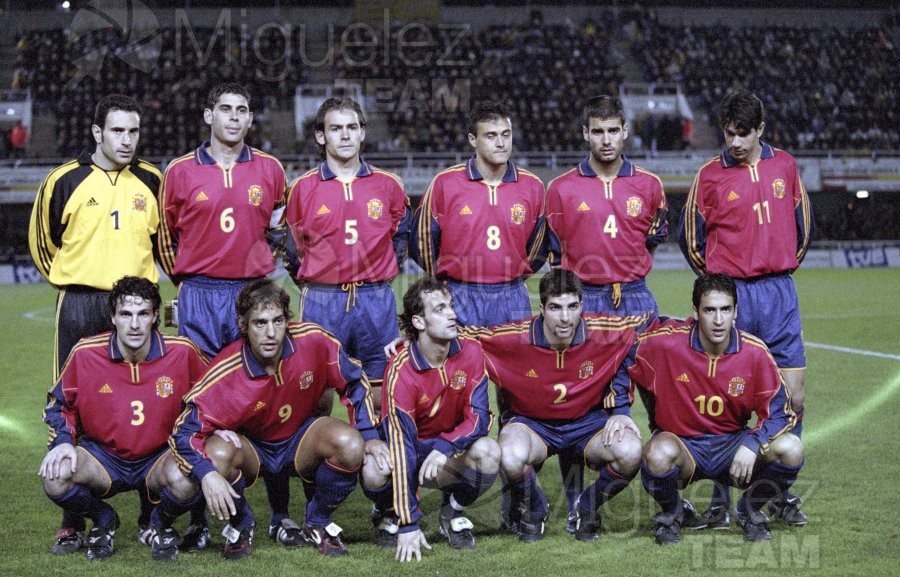 Partido amistoso entre las Selecciones de ESPAÑA-POLONIA celebrado en Cartagena (Murcia). 2000