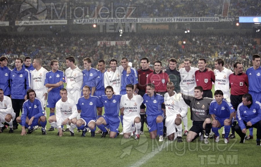 Partido amistoso entre REAL MADRID-SELECCION MUNDIAL, Madrid 2002.  