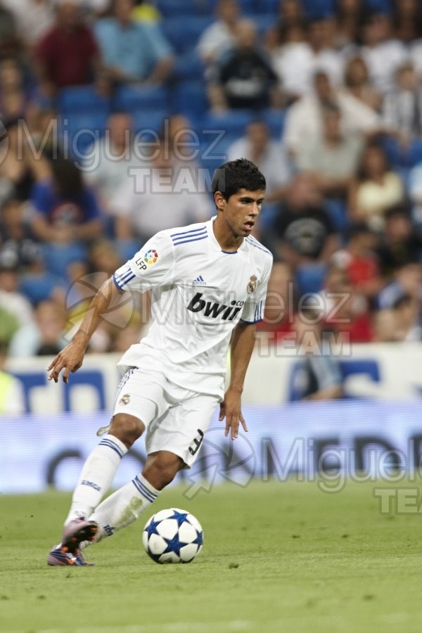 XXXII edición del Trofeo Santiago Bernabéu entre Real Madrid-Peñarol (URU) (Madrid) 2010. 
