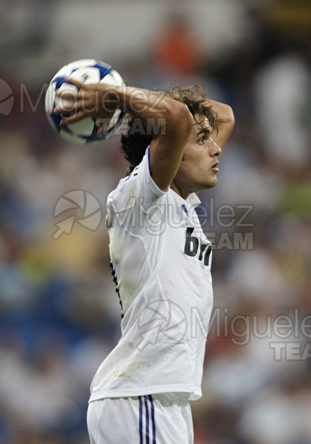 XXXII edición del Trofeo Santiago Bernabéu entre Real Madrid-Peñarol (URU) (Madrid) 2010. 