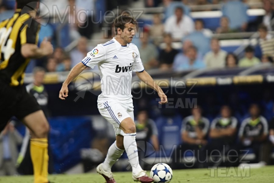 XXXII edición del Trofeo Santiago Bernabéu entre Real Madrid-Peñarol (URU) (Madrid) 2010. 