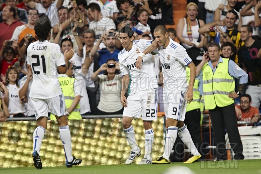 XXXII edición del Trofeo Santiago Bernabéu entre Real Madrid-Peñarol (URU) (Madrid) 2010. 