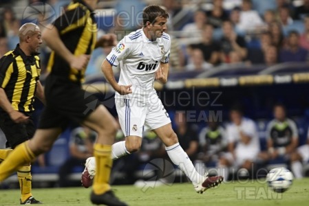 XXXII edición del Trofeo Santiago Bernabéu entre Real Madrid-Peñarol (URU) (Madrid) 2010. 