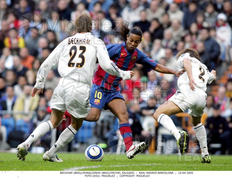 Partido de La Liga Primera División entre Real Madrid - Barcelona (Madrid) 2005.