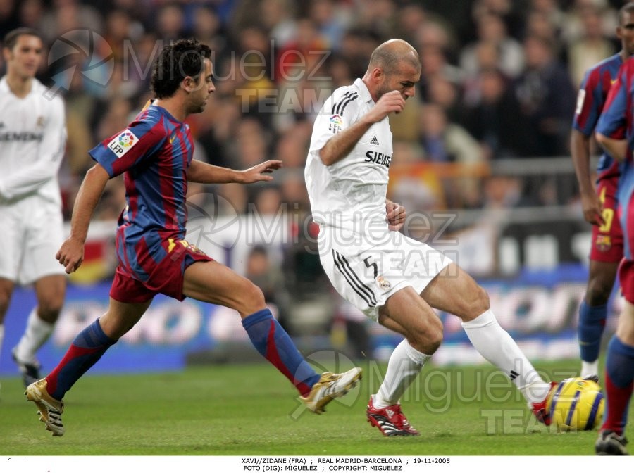 Partido de La Liga Primera División entre Real Madrid - FC Barcelona (Madrid) 2005.