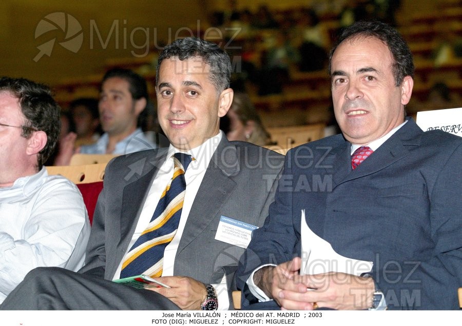 Jose María Villalón, médico del equipo de fútbol Atletico de Madrid. 2003.