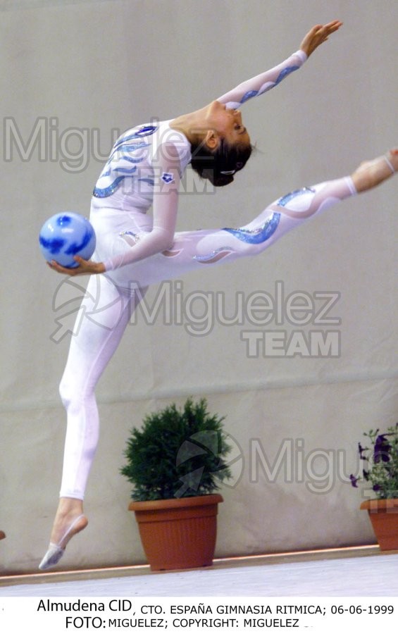 Campeonato de España Absoluto de Gimnasia Rítmica celebrado en Leganés (Madrid). 1999. 