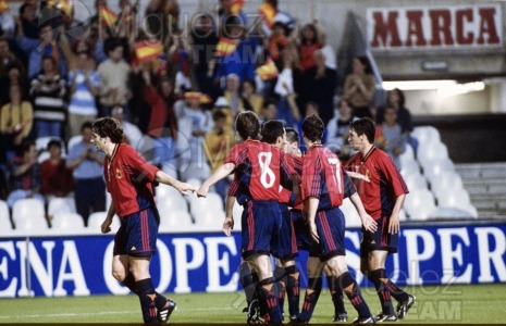 Partido de Clasificación para la Eurocopa del 2000 entre ESPAÑA-AUSTRIA en el estadio Mestalla de Valencia. 1998. 
