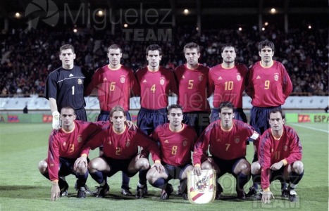 Partido Internacional de Clasificación Eurocopa 2004 entre ESPAÑA-ARMENIA, León 2003. 