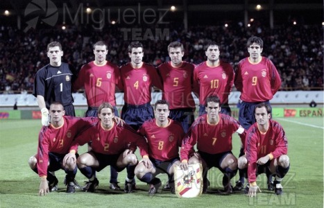 Partido Internacional de Clasificación Eurocopa 2004 entre ESPAÑA-ARMENIA, León 2003. 
