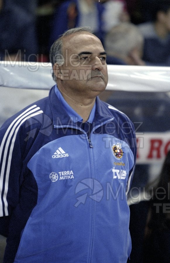 Partido de Clasificación para la Eurocopa 2004 entre ESPAÑA-IRLANDA DEL NORTE, Albacete 2002.