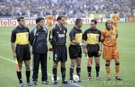 Final de la LIGA DE CAMPEONES (Champions Leage) entre Real Madrid - Valencia (París) 2000.