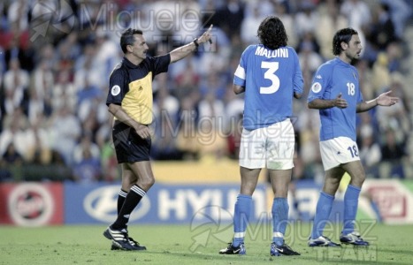 EUROCOPA-2000, celebrada en Bélgica-Paises Bajos. Partido entre ITALIA-BÉLGICA, celebrado en el estadio KING BANDONIN de Bruselas (Bélgica).