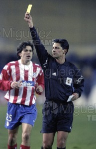 Partido de Liga 1ª División entre ATLÉTICO DE MADRID-DEPORTIVO DE LA CORUÑA, Madrid 2003.