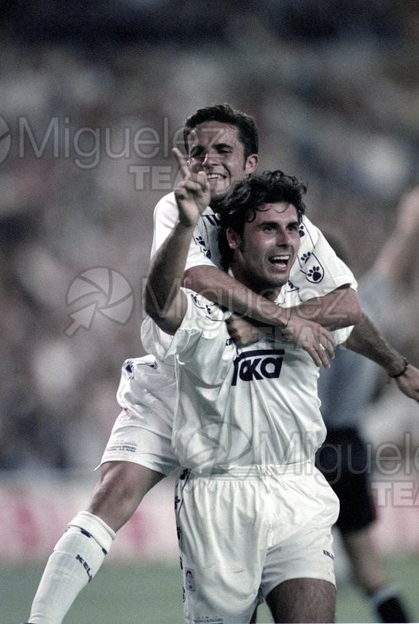Partido de despedida del jugador del REAL MADRID, EMILIO BUTRAGUEÑO, REAL MADRID-ROMA (Madrid) 1995.