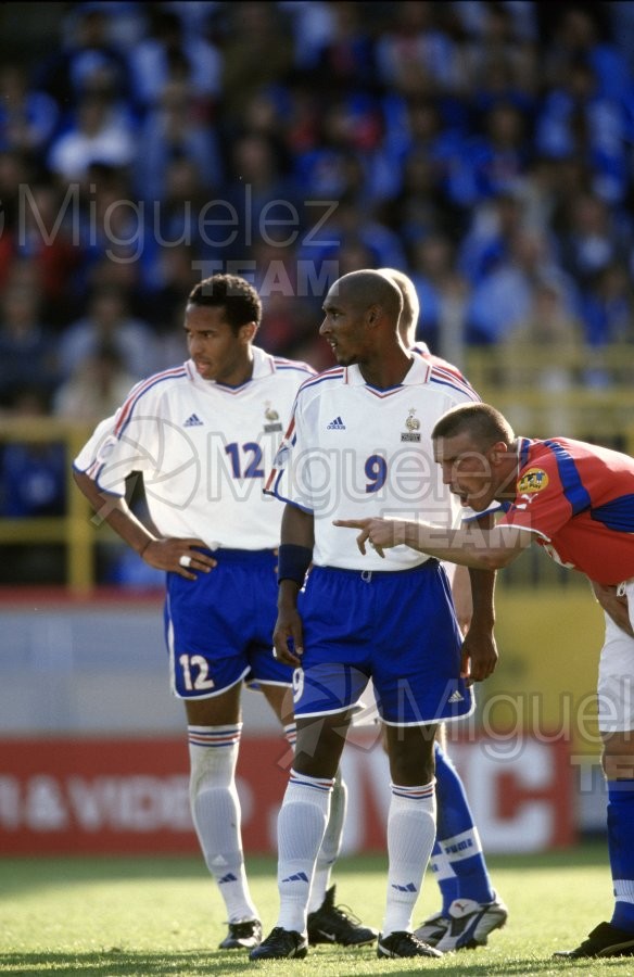 EUROCOPA-2000, celebrada en Bélgica-Paises Bajos. Partido entre REPUBLICA CHECA-FRANCIA, celebrado en el estadio JAN BREYDEL de Brujas (Bélgica).