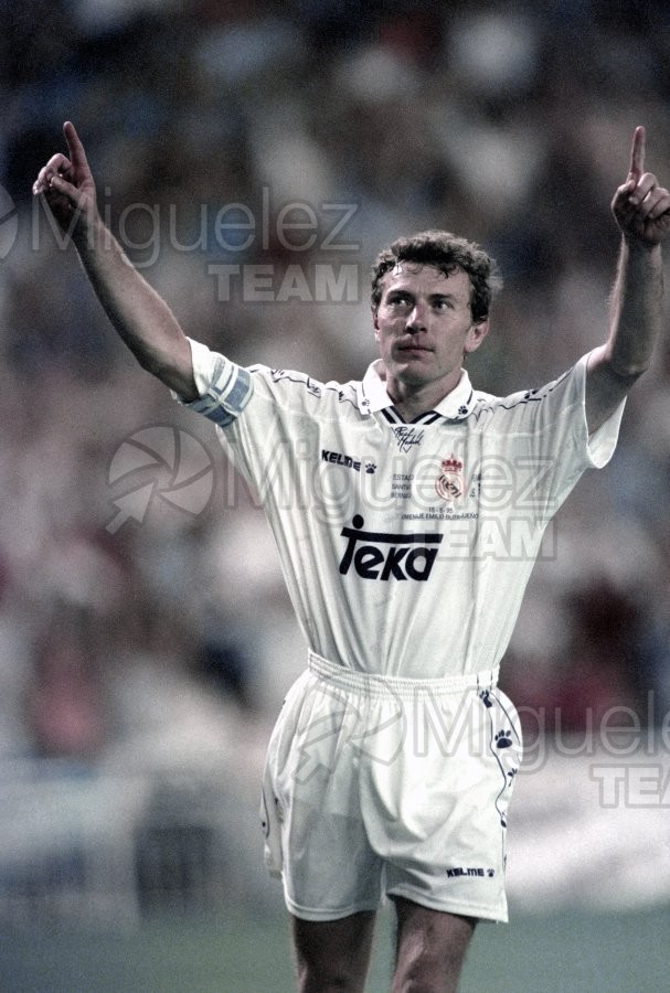 Partido de despedida del jugador del REAL MADRID, EMILIO BUTRAGUEÑO, REAL MADRID-ROMA (Madrid) 1995.