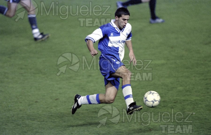 Partido de Liga 1ª División entre ALAVÉS-REAL SOCIEDAD en Mendizorroza de Vitoria. 2000