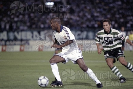 Partido amistoso entre SPORTING DE LISBOA-REAL MADRID en el estadio JOSE DE ALVALADE de Lisboa (Portugal). 2000