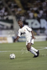 Partido amistoso entre SPORTING DE LISBOA-REAL MADRID en el estadio JOSE DE ALVALADE de Lisboa (Portugal). 2000
