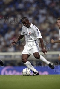 Partido de Liga de 1ª División entre REAL MADRID-MÁLAGA en el Santiago Bernabéu de Madrid. 2001