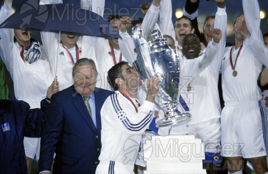 FINAL LIGA DE CAMPEONES (CHAMPIONS LEAGUE) entre REAL MADRID-BAYERN LEVERKUSEN, Glasgow (Escocia) 2002.