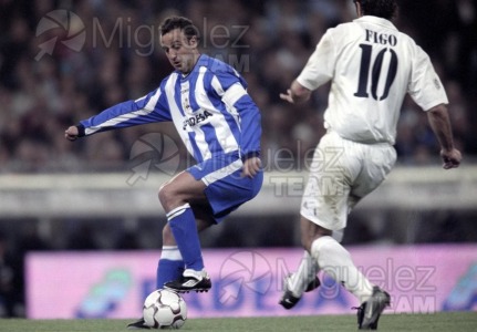 Partido de Liga 1ª División entre REAL MADRID-DEPORTIVO DE LA CORUÑA, Madrid 2003.