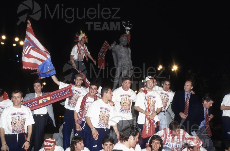 Último partido de Liga 1ª División entre ATLÉTICO DE MADRID-ALBACETE y celebración de la victoria (Madrid) 1996