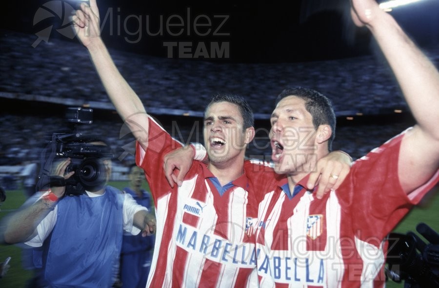 Último partido de Liga 1ª División entre ATLÉTICO DE MADRID-ALBACETE y celebración de la victoria (Madrid) 1996