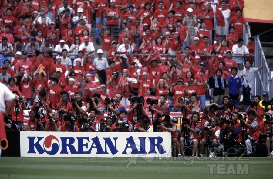 COPA DEL MUNDO JAPON/COREA DEL SUR-2002 entre ESPAÑA-COREA DEL SUR,  Gwangju (Corea del Sur) 2002.