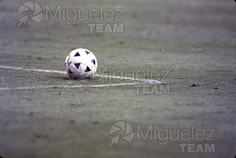 Partido de Liga Primera División Real Madrid-Sevilla Temporada 1988-1989.