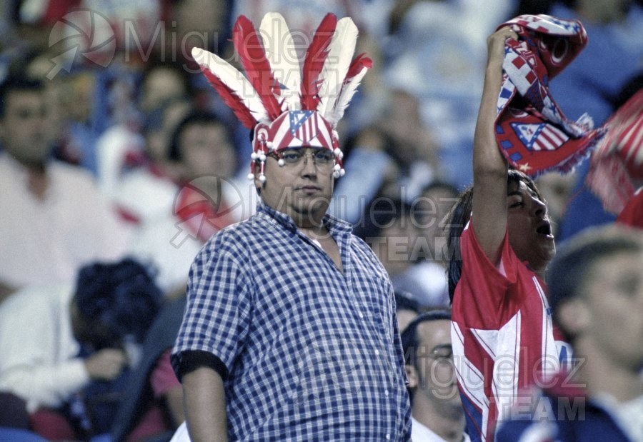 Partido COPA DE LA UEFA entre ATLÉTICO DE MADRID-LEICESTER CITY F.C. en el estadio Vicente Calderón de Madrid. 1997
