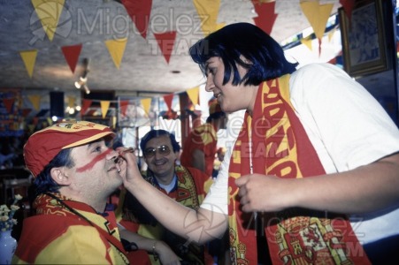 Partido 1ª Fase de la EUROCOPA-1996 entre BULGARIA-ESPAÑA en el estadio ELLAN ROAD DE LEEDS (INGLATERRRA). 1996