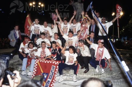 Último partido de Liga 1ª División entre ATLÉTICO DE MADRID-ALBACETE y celebración de la victoria (Madrid) 1996