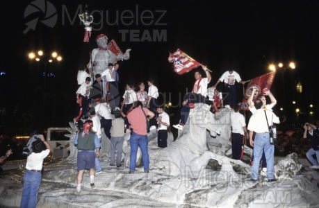 Último partido de Liga 1ª División entre ATLÉTICO DE MADRID-ALBACETE y celebración de la victoria (Madrid) 1996