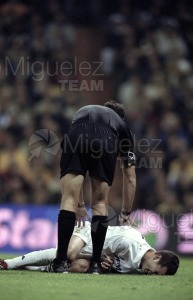 Partido de Liga 1ª División entre el REAL MADRID-REAL SOCIEDAD, Madrid 2002.