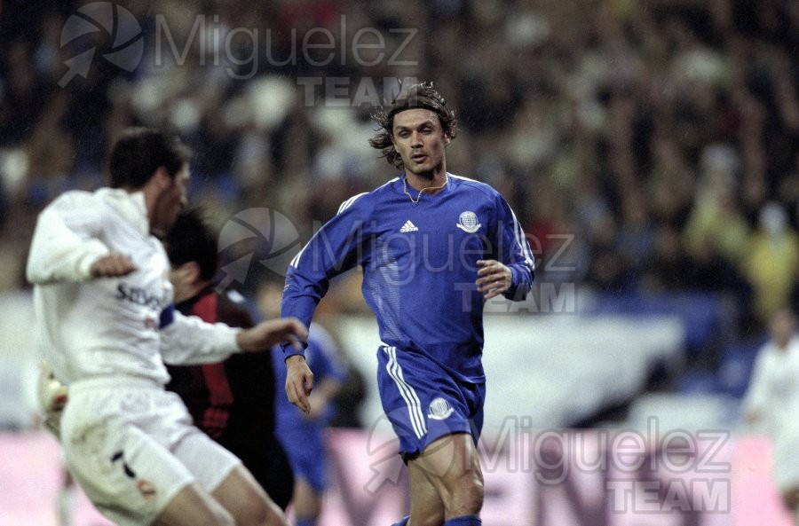 Partido amistoso entre REAL MADRID-SELECCION MUNDIAL, Madrid 2002.