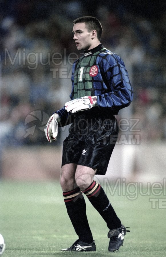 Encuentro Internacional SUB-21 entre ESPAÑA-MACEDONIA en el estadio JOSE RICO PEREZ de Alicante. 1995