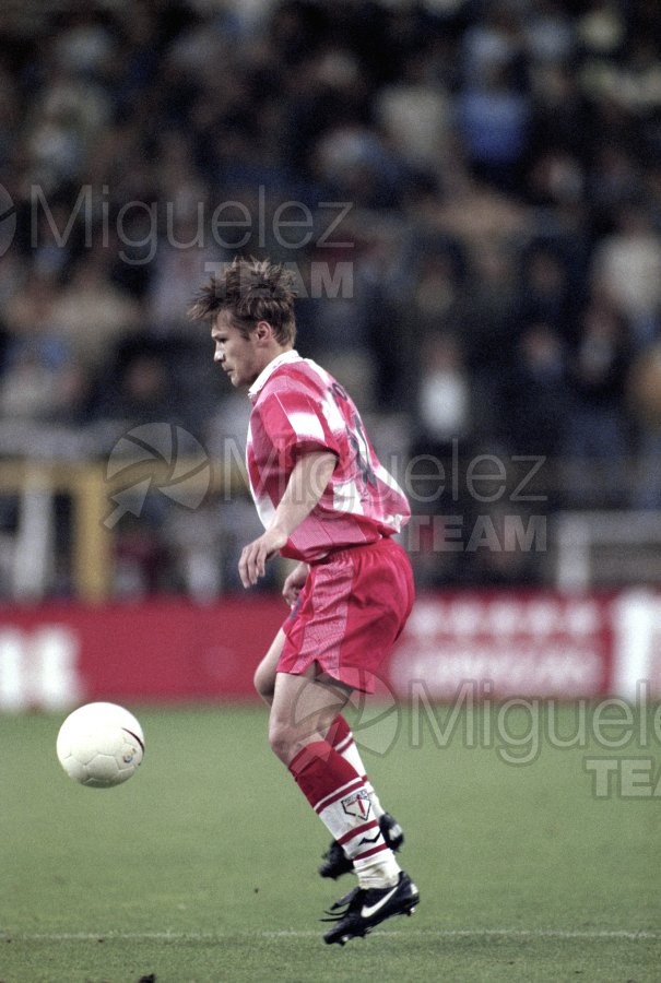 Partido de Liga 1ª División entre REAL MADRID-COMPOSTELA en el estadio Santiago Bernabéu (Madrid). 1997